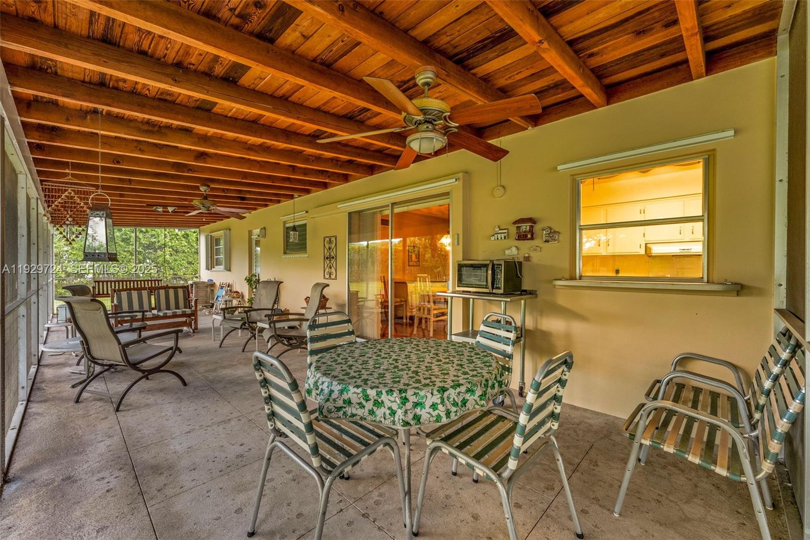 8345 SW 98th St Miami, FL 33156