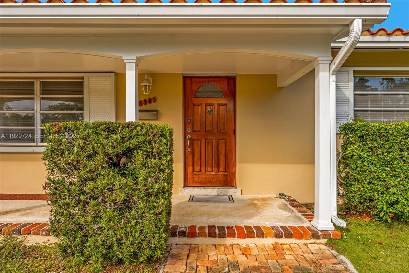 8345 SW 98th St Miami, FL 33156