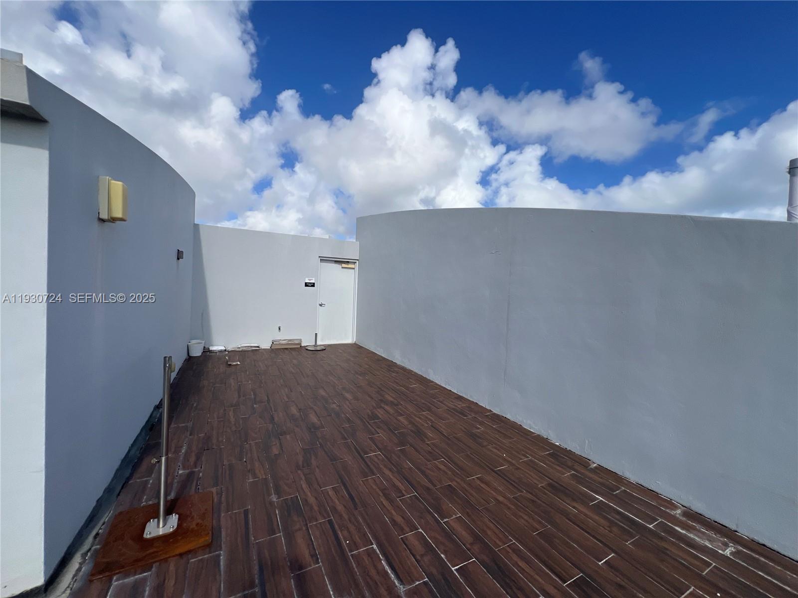 2950 NE 188th St #531 Aventura, FL 33180