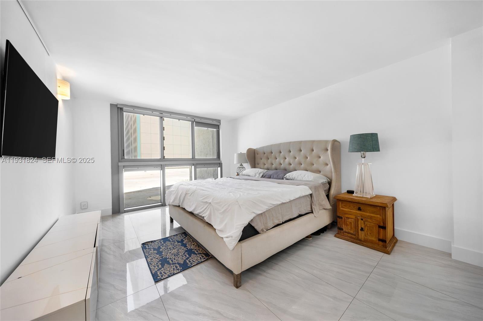 Undisclosed Address Miami Beach, FL 33140