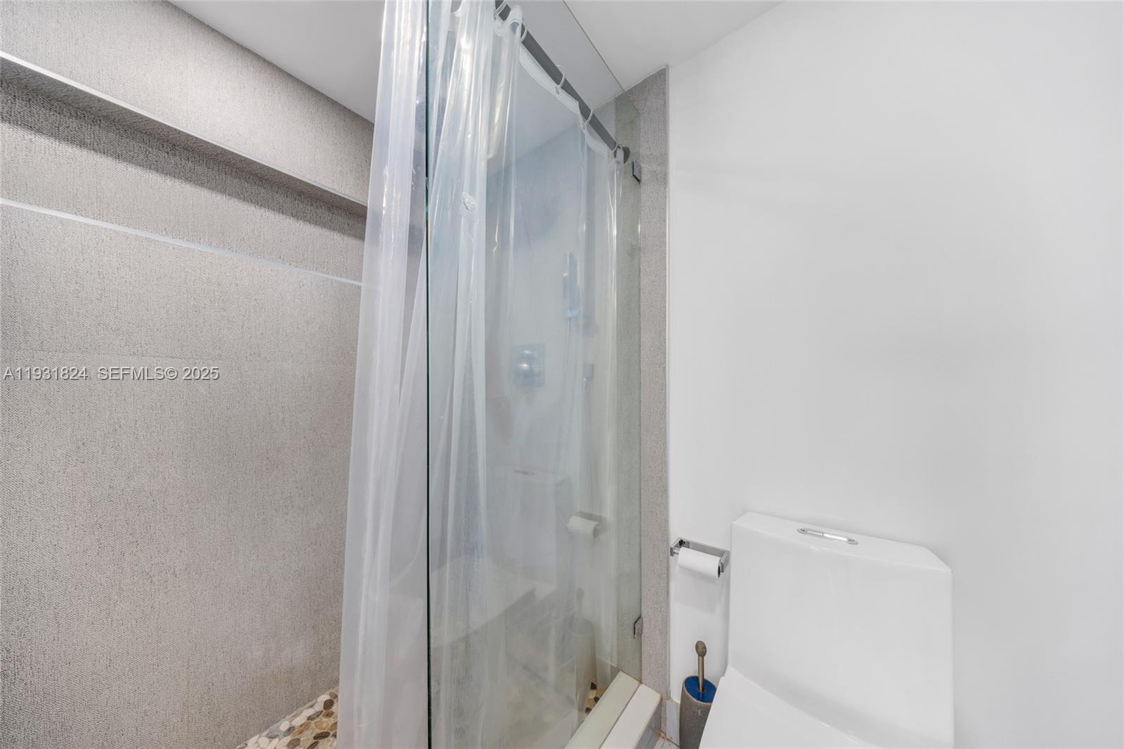 Undisclosed Address Miami Beach, FL 33140