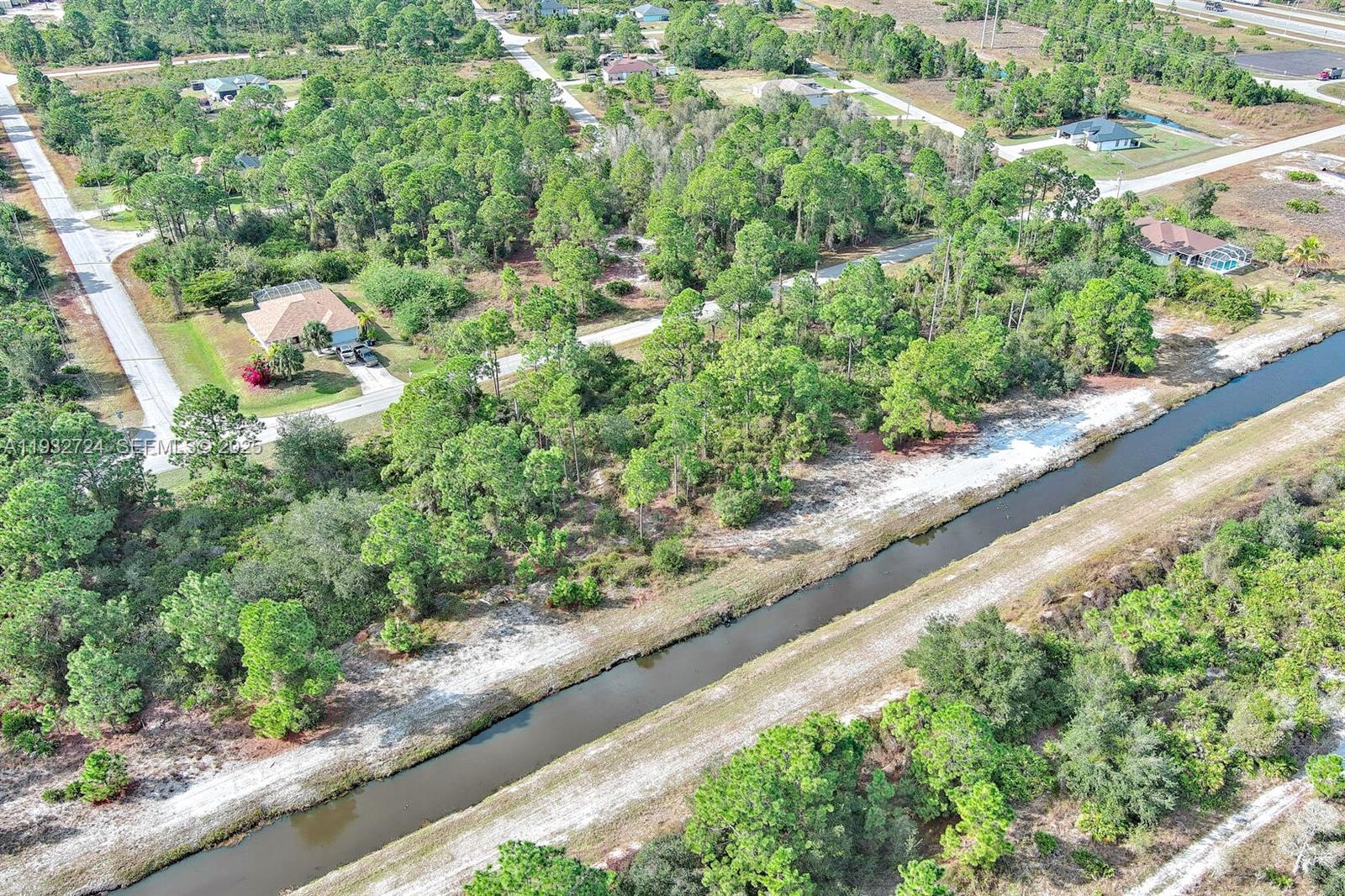 1261 Naples Ave S Fort Myers, FL 33913