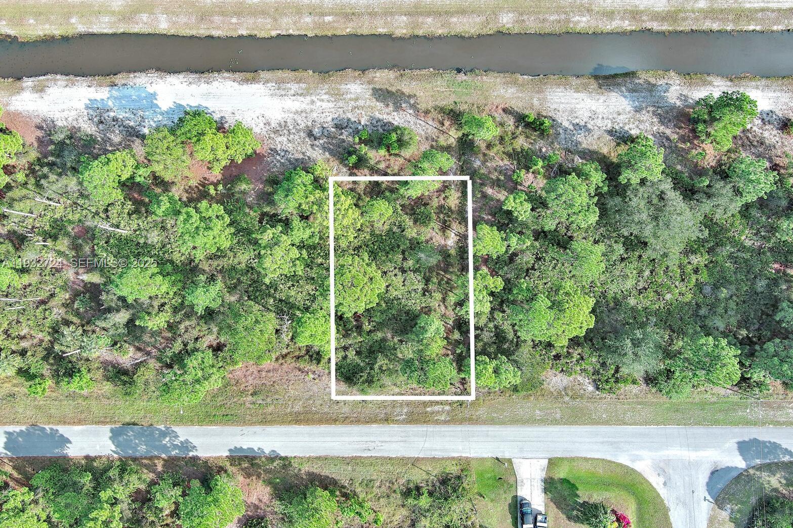 1261 Naples Ave S Fort Myers, FL 33913