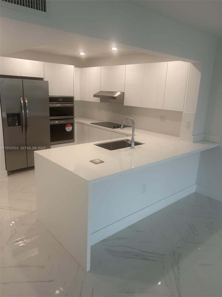 55 Ocean Ln Dr #3034 Key Biscayne, FL 33149