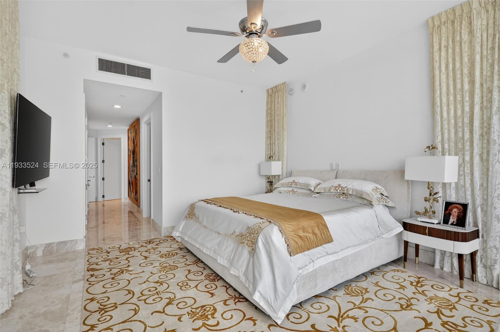 4100 Island Blvd #1403 Aventura, FL 33160