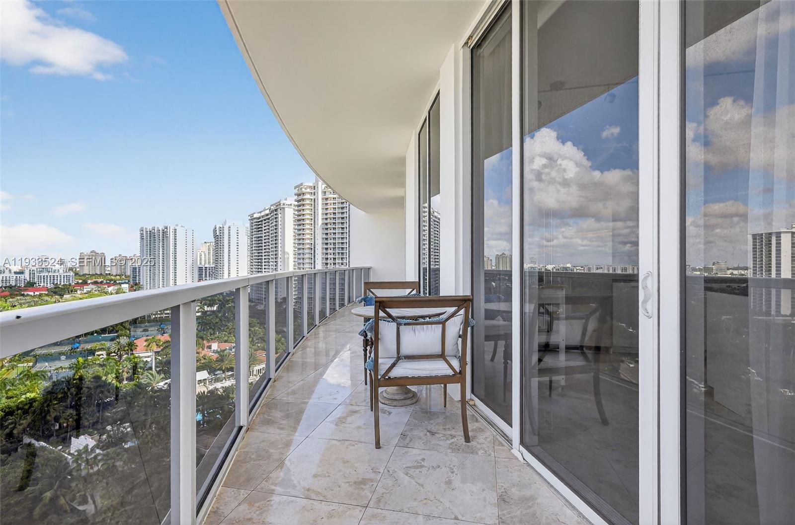 4100 Island Blvd #1403 Aventura, FL 33160