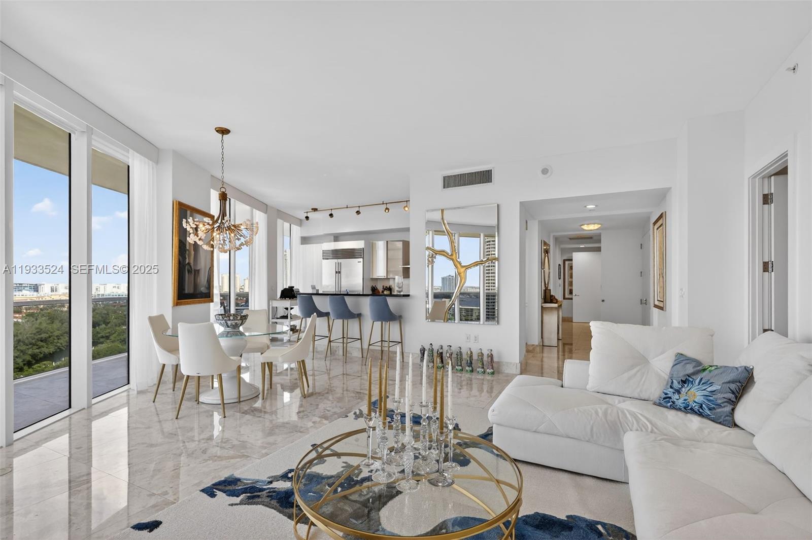 4100 Island Blvd #1403 Aventura, FL 33160