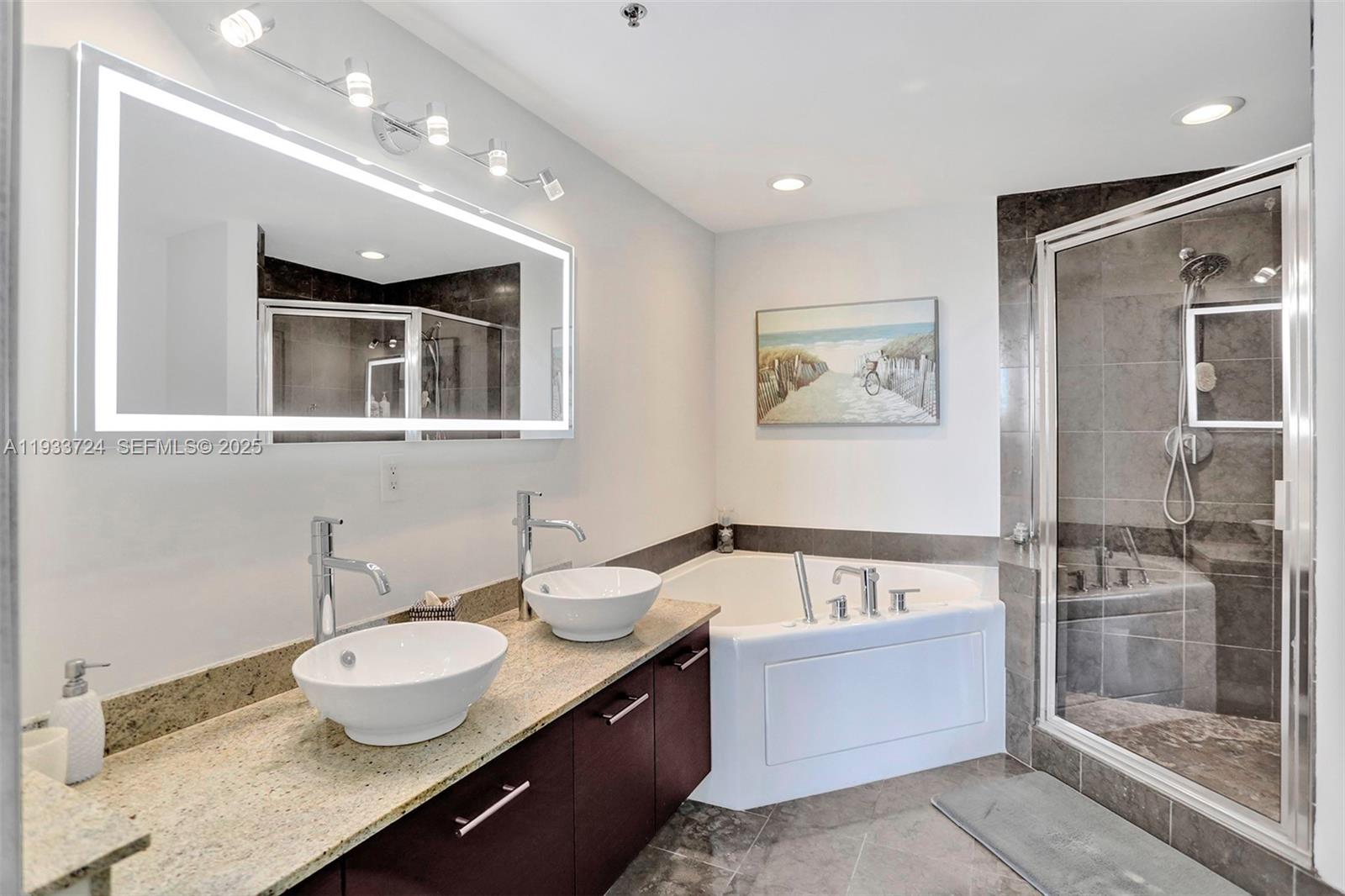 3029 NE 188th St #814 Aventura, FL 33180