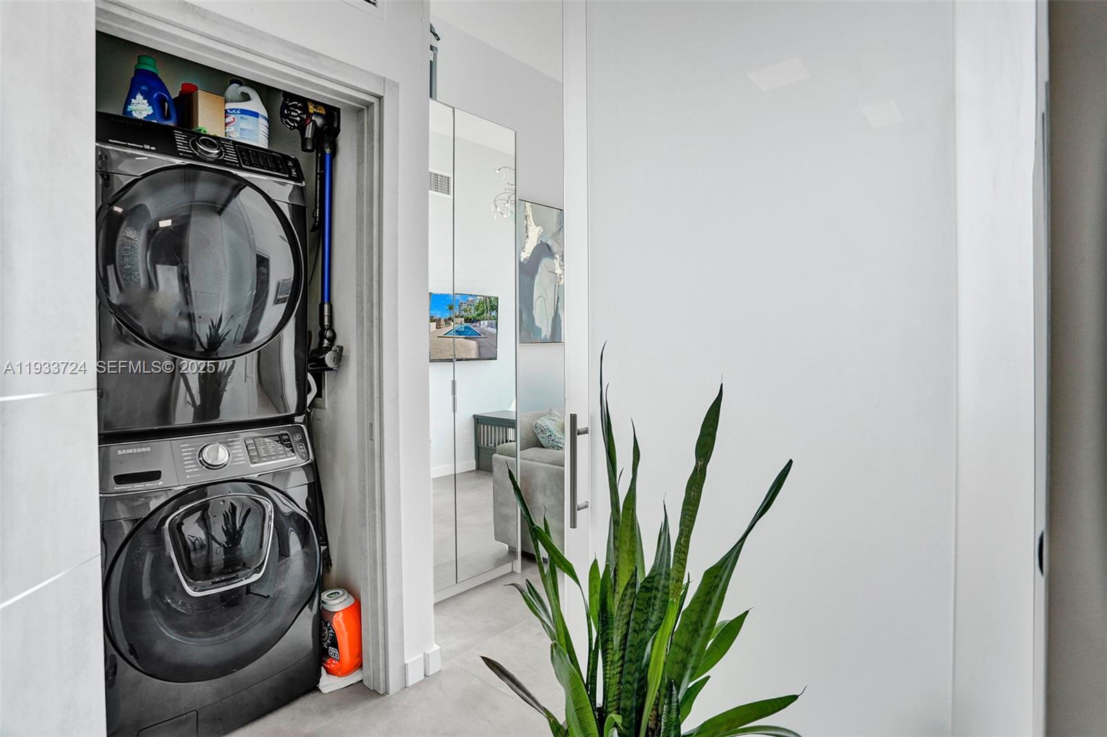 3029 NE 188th St #814 Aventura, FL 33180