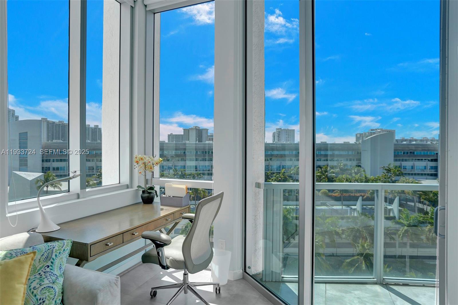 3029 NE 188th St #814 Aventura, FL 33180