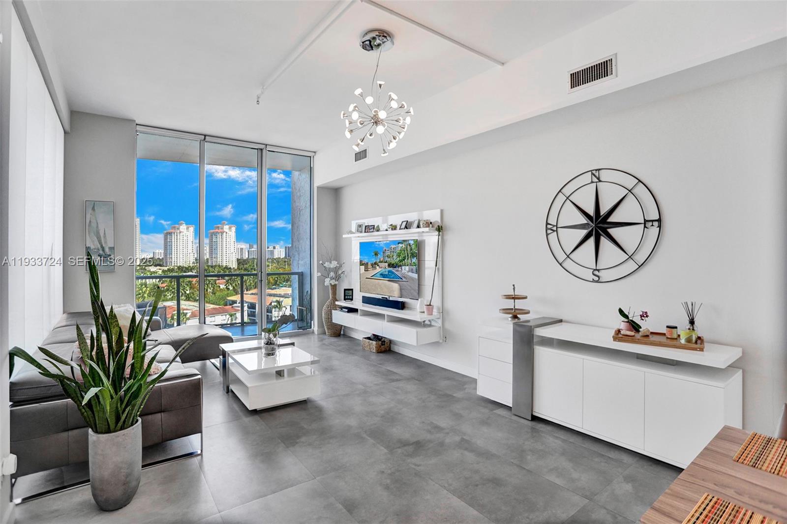 3029 NE 188th St #814 Aventura, FL 33180