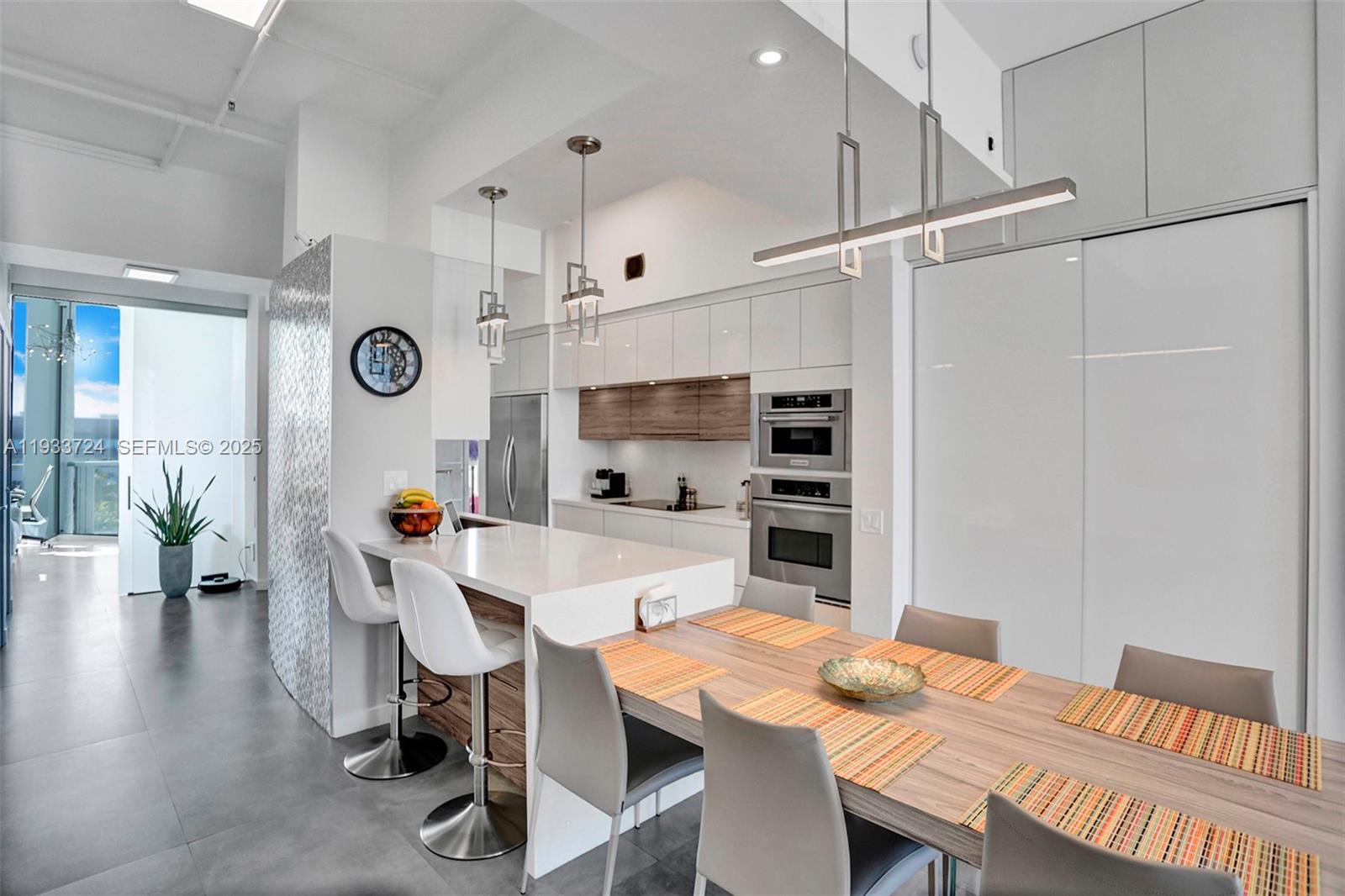 3029 NE 188th St #814 Aventura, FL 33180