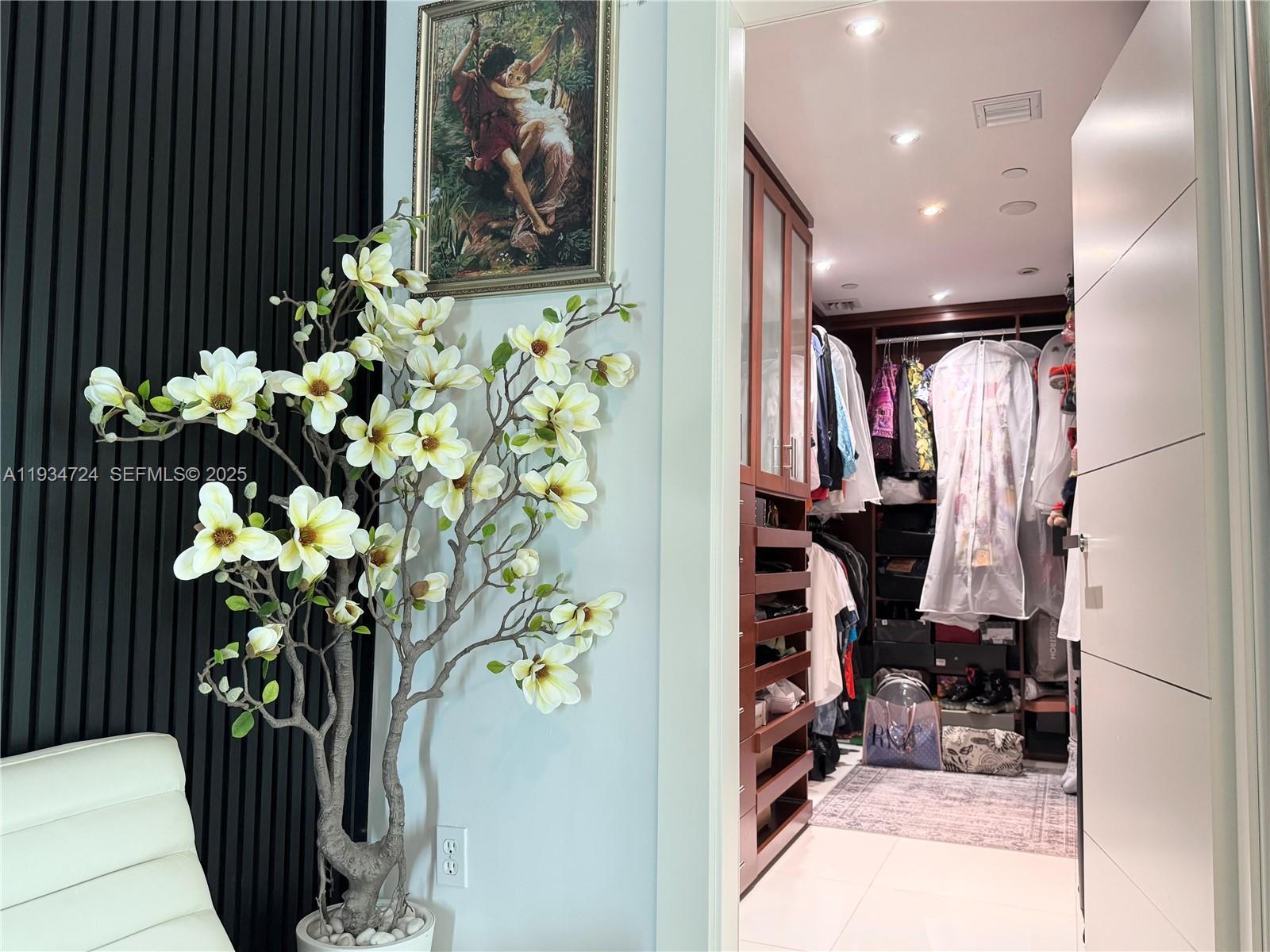 900 Biscayne Blvd #4504 Miami, FL 33132