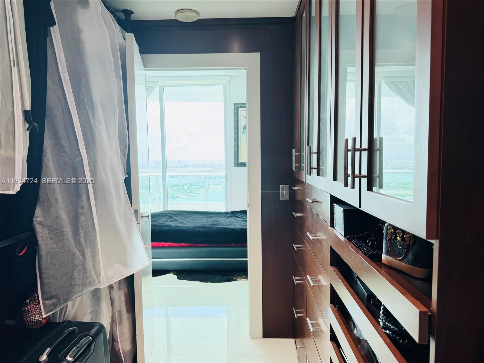 900 Biscayne Blvd #4504 Miami, FL 33132