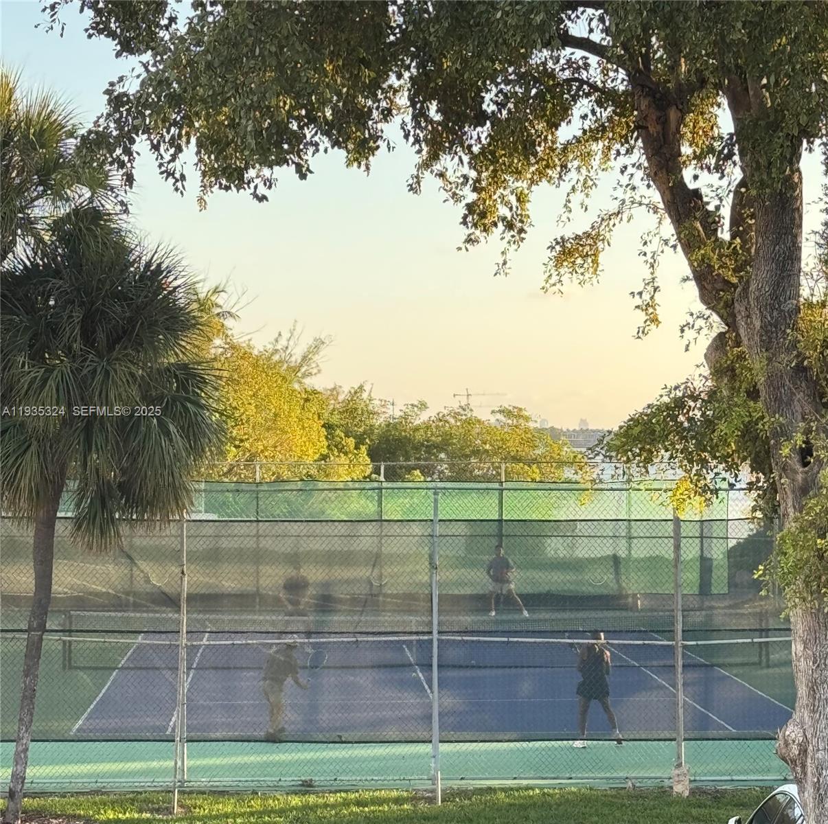 image Arlen House Condo30