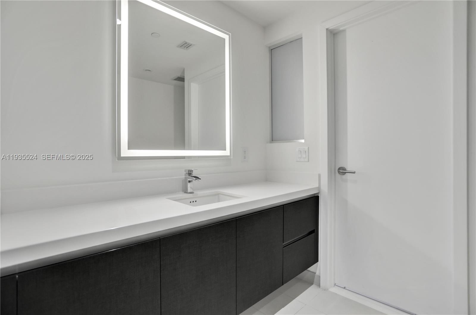 image Paramount Miami Worldcenter13