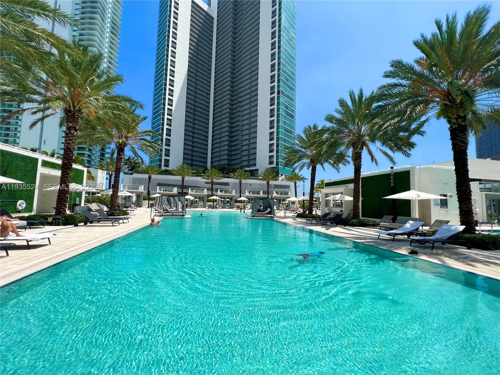 image Paramount Miami Worldcenter35