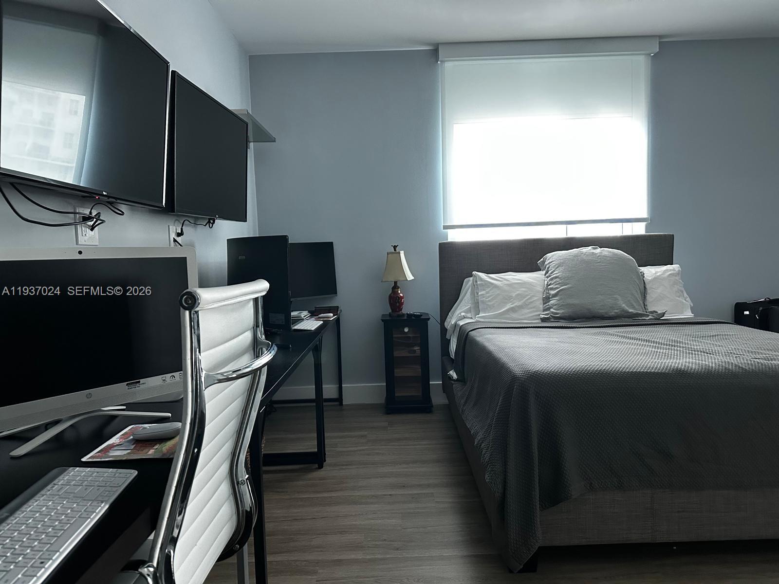 image 500 Brickell East Tower11