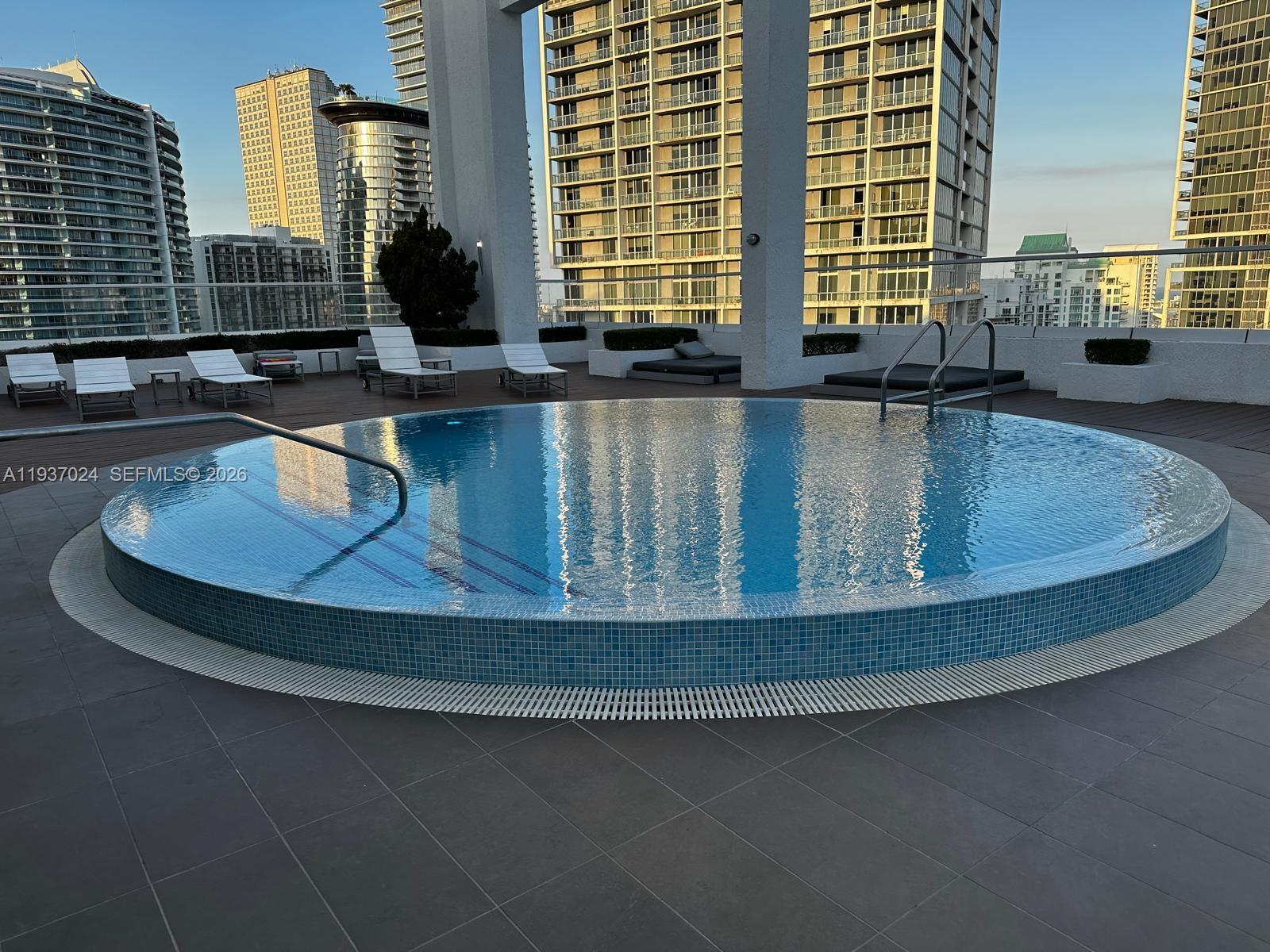image 500 Brickell East Tower23