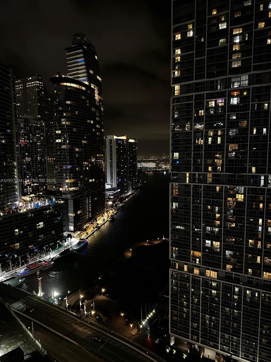 image 500 Brickell East Tower30