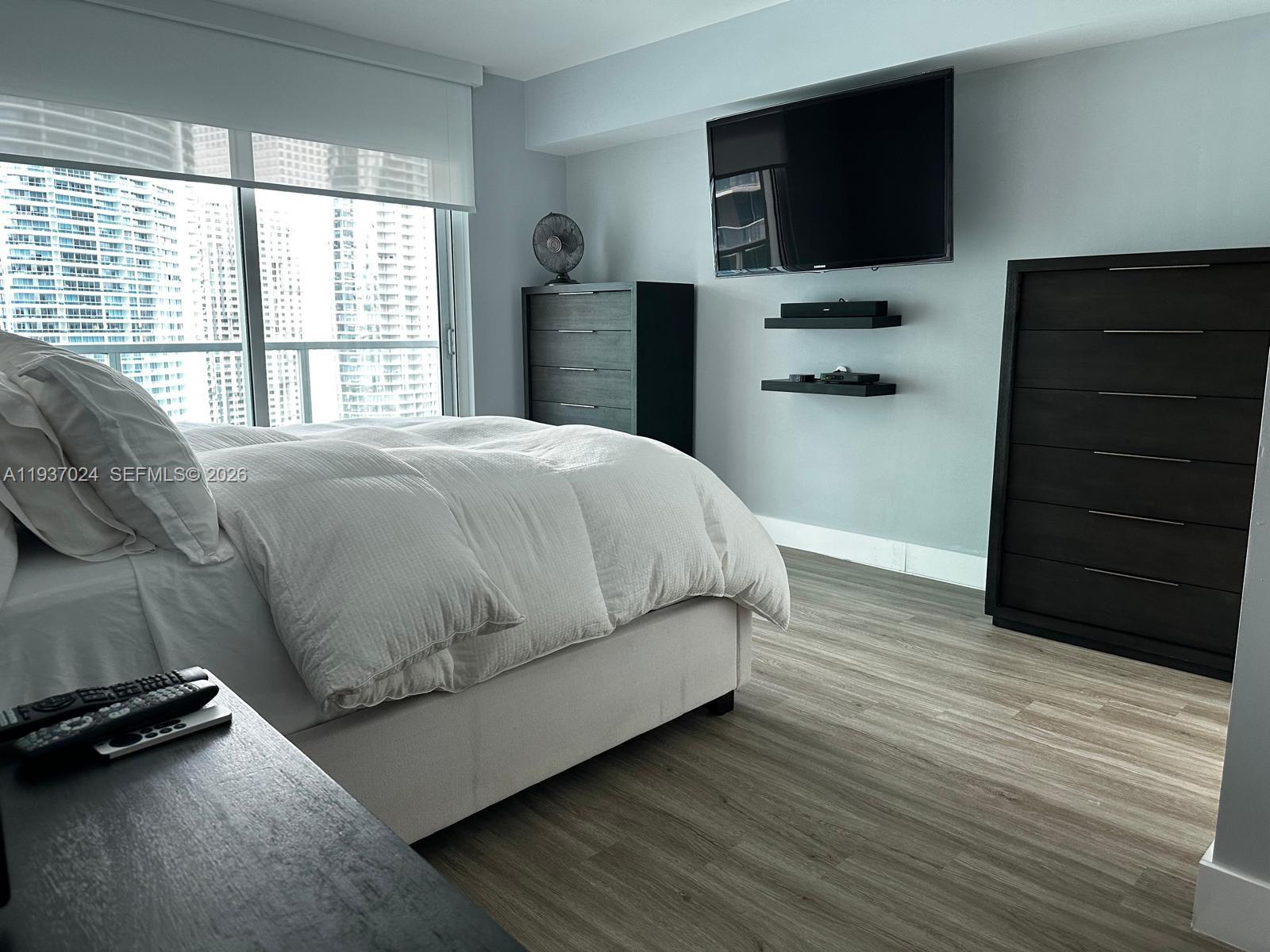 image 500 Brickell East Tower7