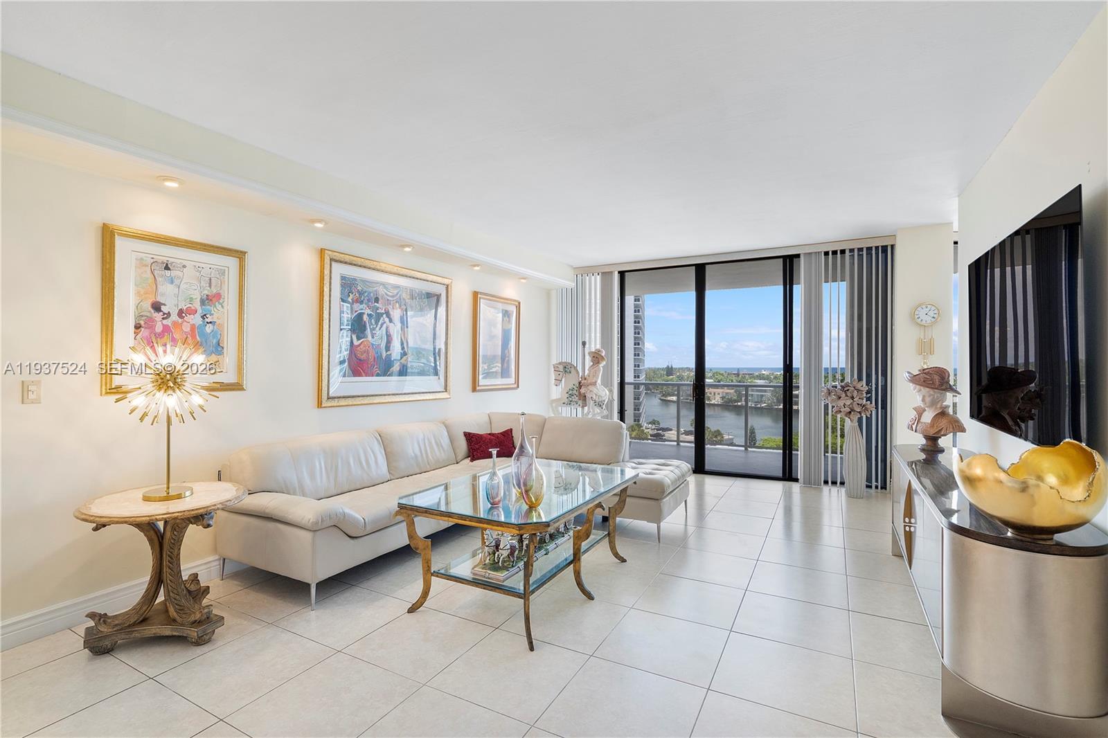 image Hamptons West Condo9