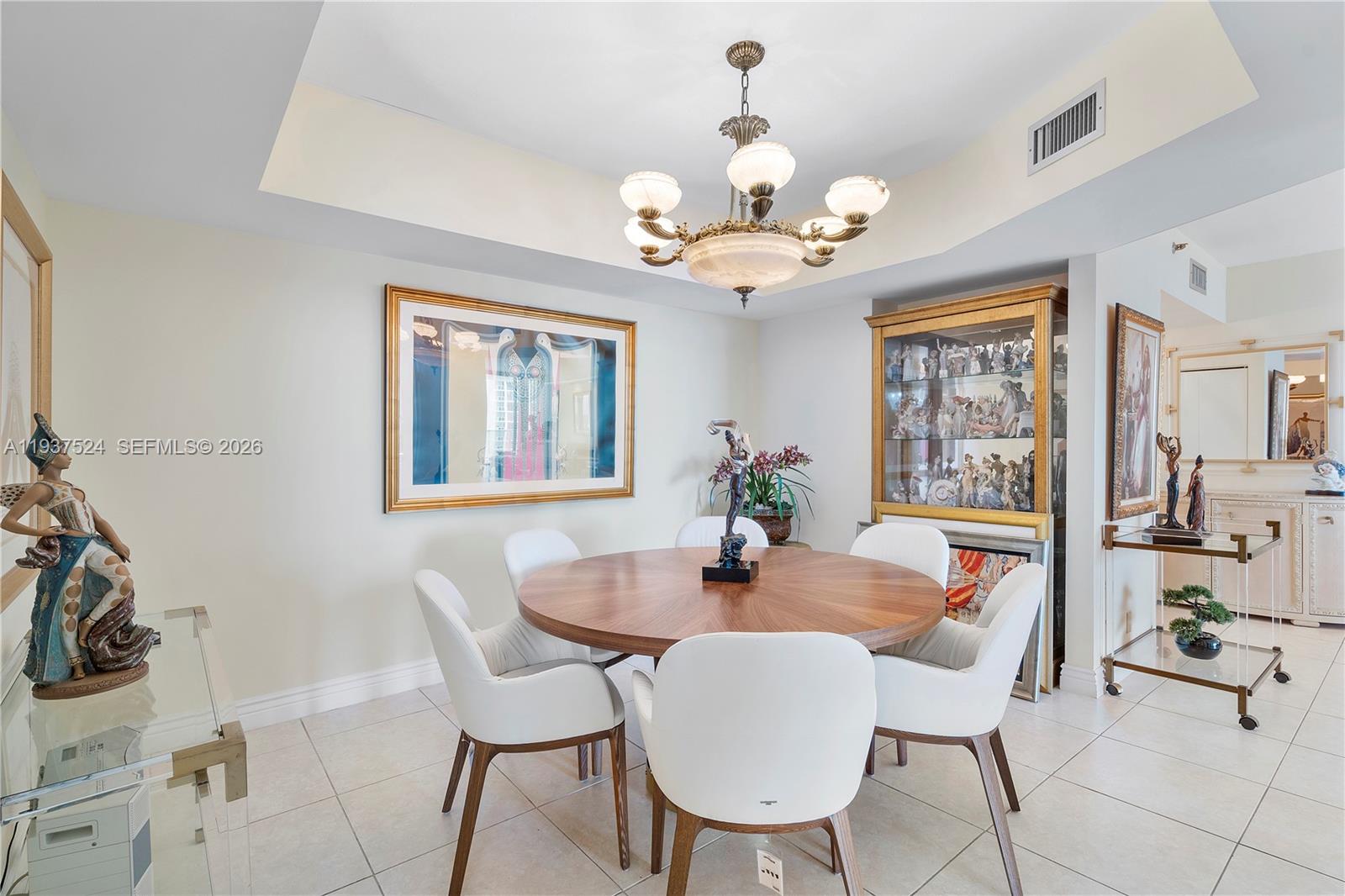 image Hamptons West Condo12