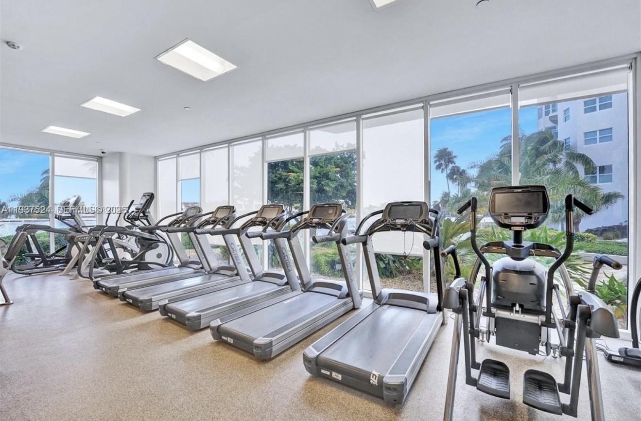 image Hamptons West Condo35