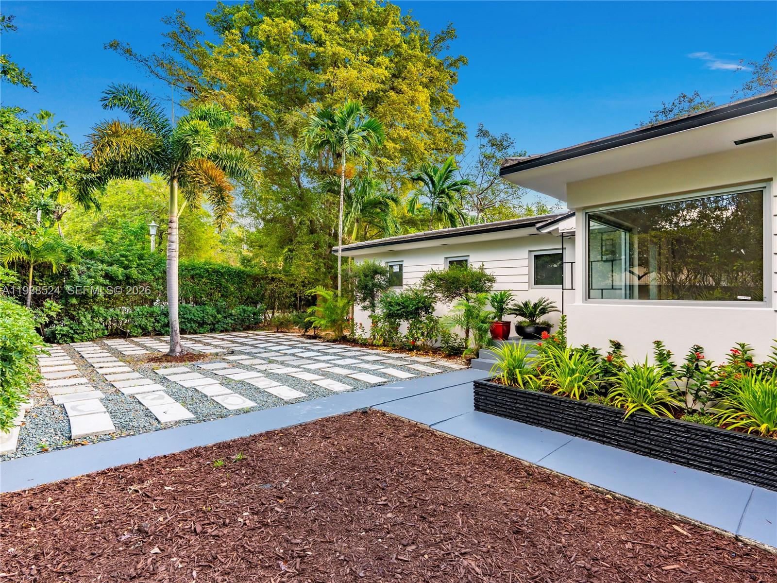 650 NE 60th St Miami, FL 33137