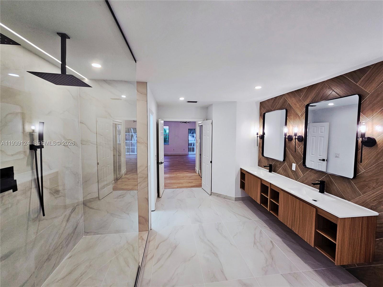 15843 SW 14th Ct Pembroke Pines, FL 33027