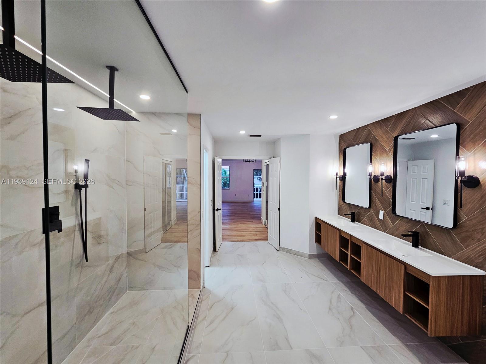 15843 SW 14th Ct Pembroke Pines, FL 33027