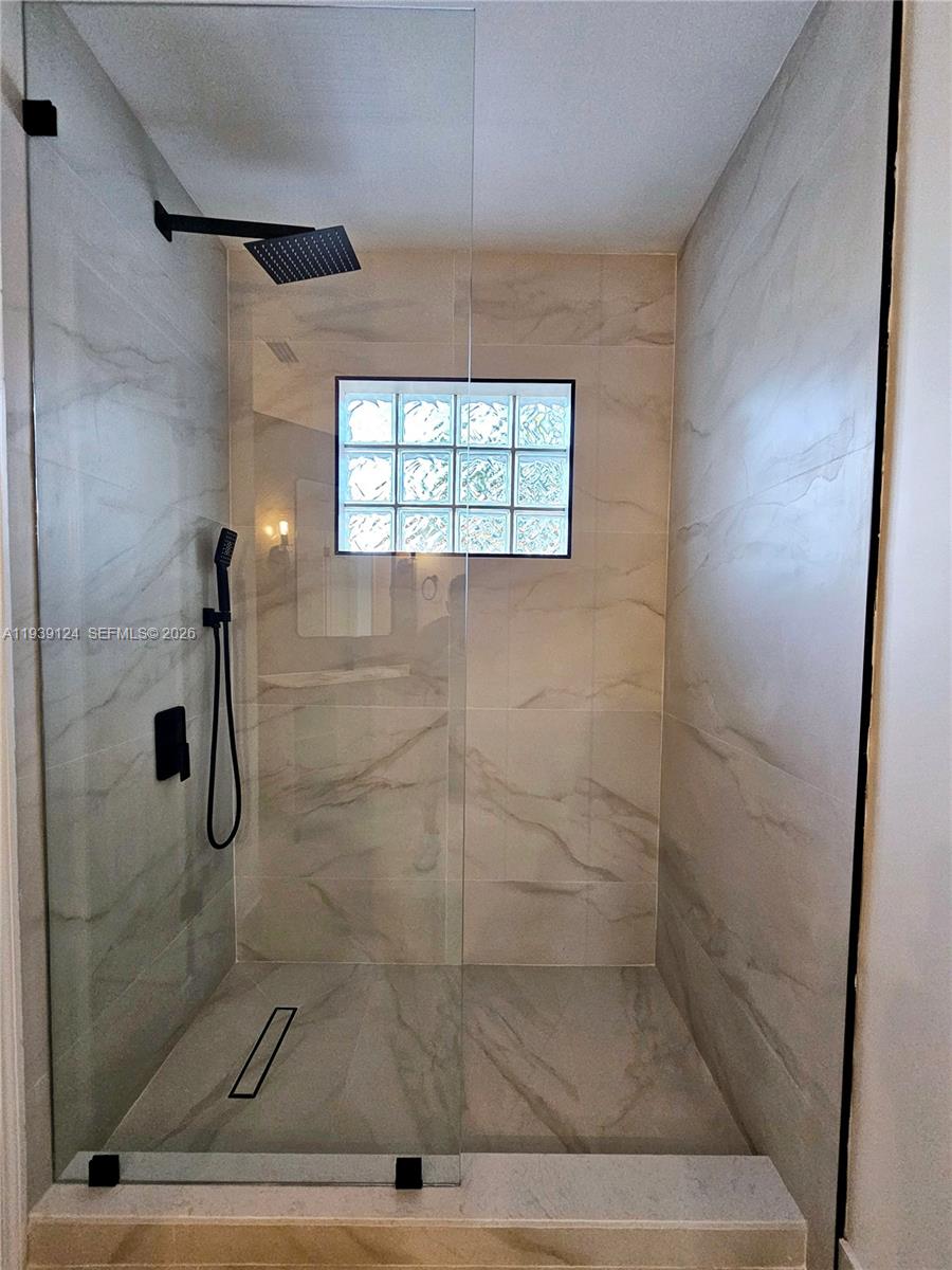 15843 SW 14th Ct Pembroke Pines, FL 33027