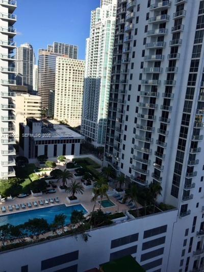 image The Bond on Brickell15