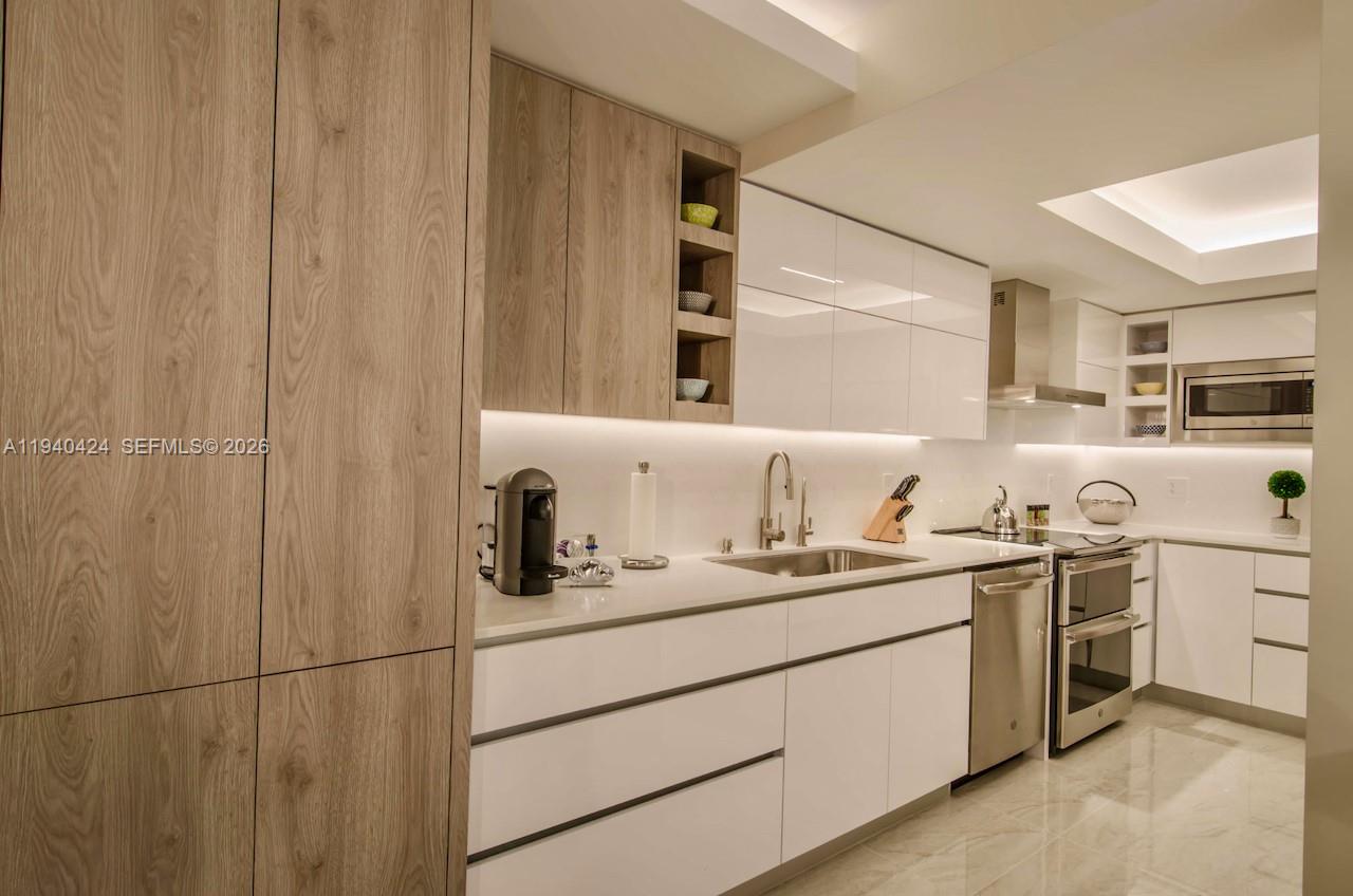 900 Bay Dr #822 Miami Beach, FL 33141