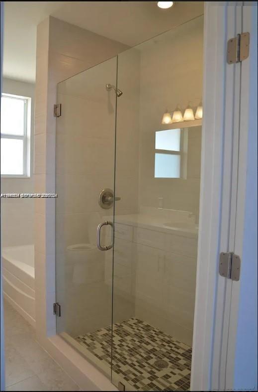 555 E Dania Bch Blvd #5 Dania Beach, FL 33004