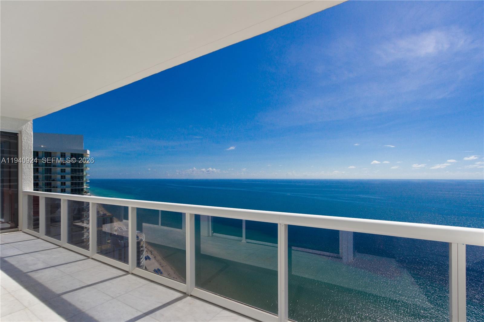 1800 S Ocean Dr #PH4404 Hallandale Beach, FL 33009
