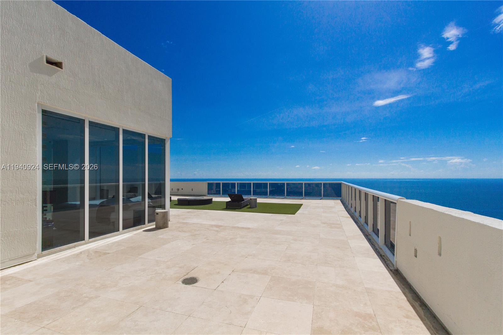 1800 S Ocean Dr #PH4404 Hallandale Beach, FL 33009