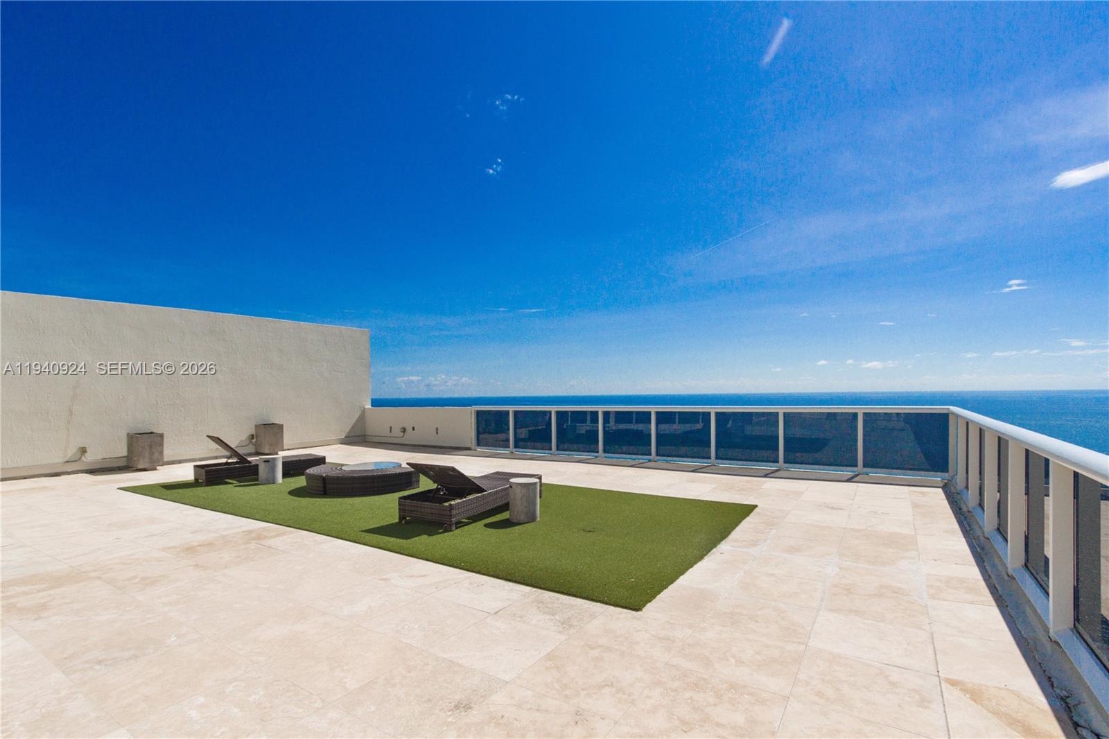 1800 S Ocean Dr #PH4404 Hallandale Beach, FL 33009