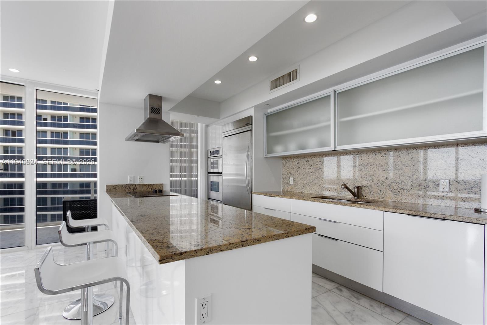 1800 S Ocean Dr #PH4404 Hallandale Beach, FL 33009