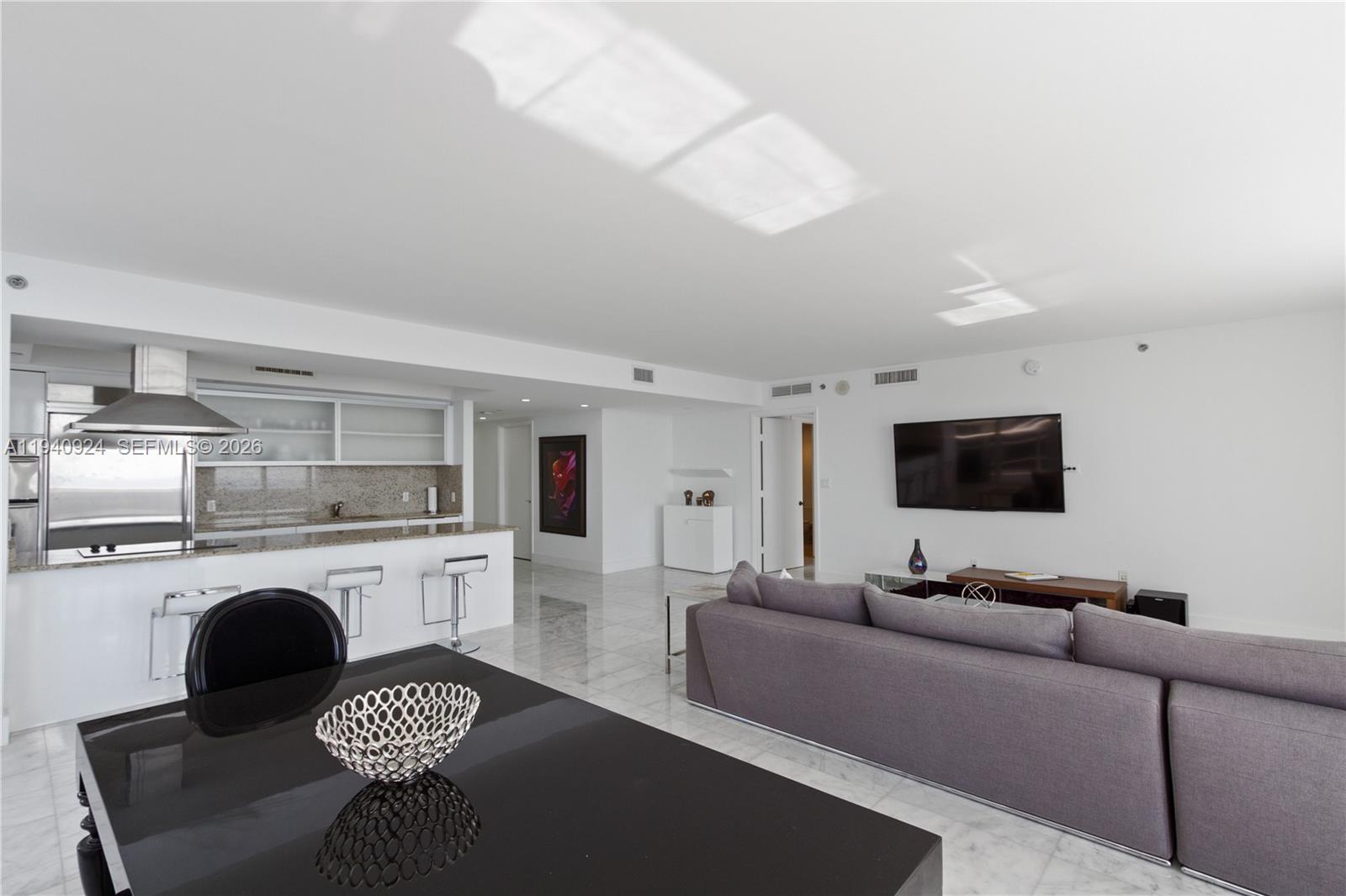 1800 S Ocean Dr #PH4404 Hallandale Beach, FL 33009