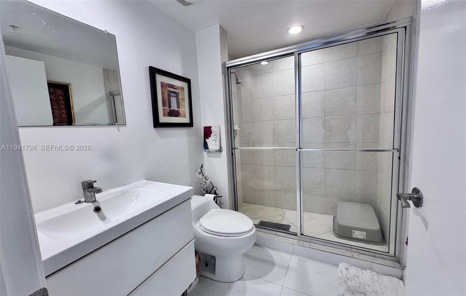 14951 Royal Oaks Ln #2506 North Miami, FL 33181