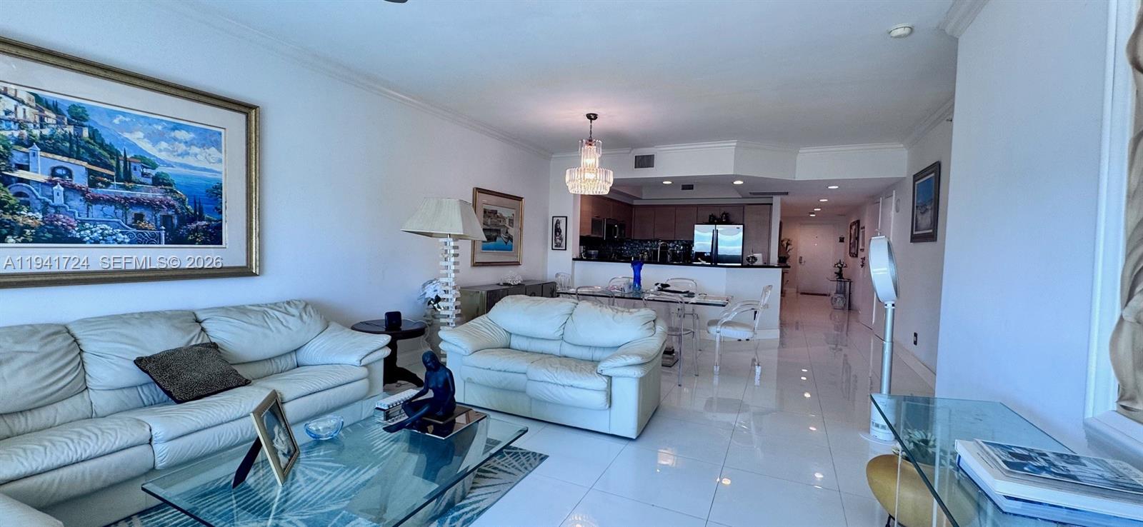 14951 Royal Oaks Ln #2506 North Miami, FL 33181