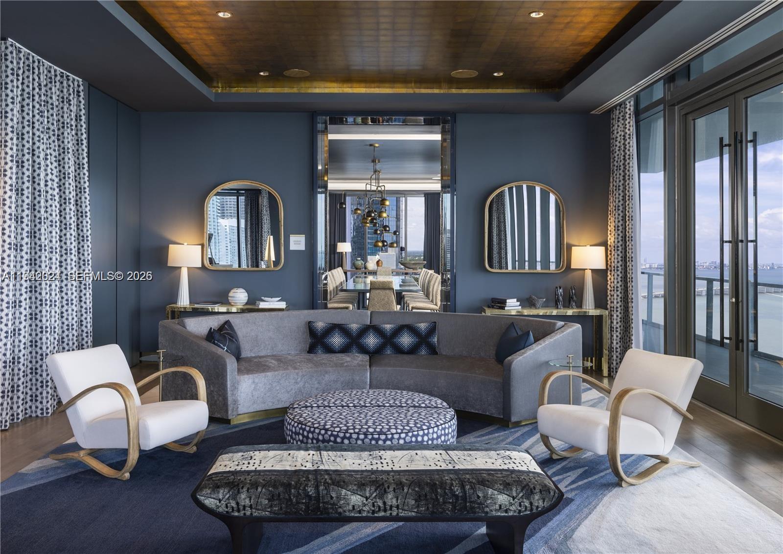 image The Elysee Condo10