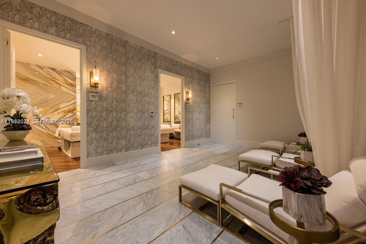 image The Elysee Condo22