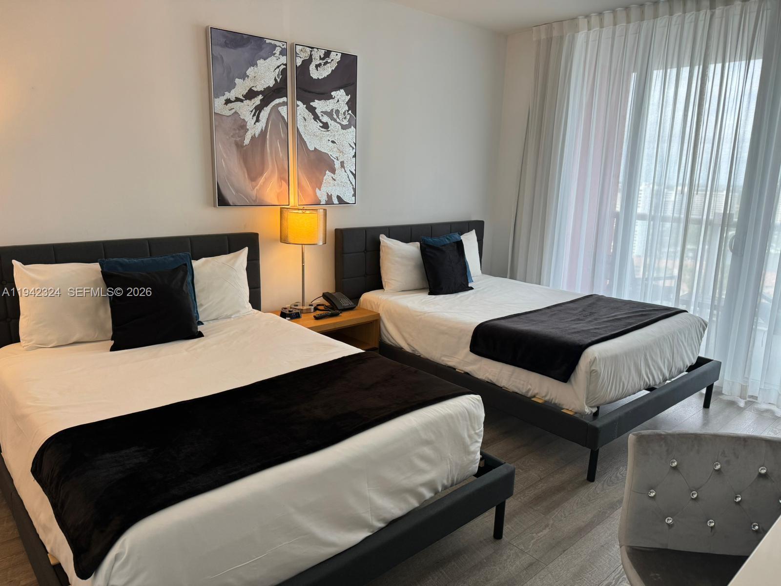 image Beachwalk Condominium14