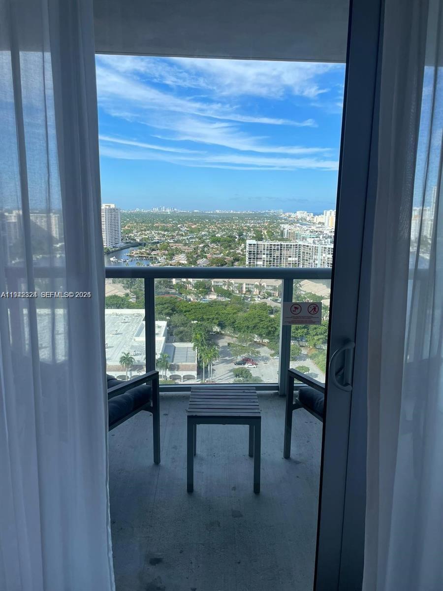 image Beachwalk Condominium17