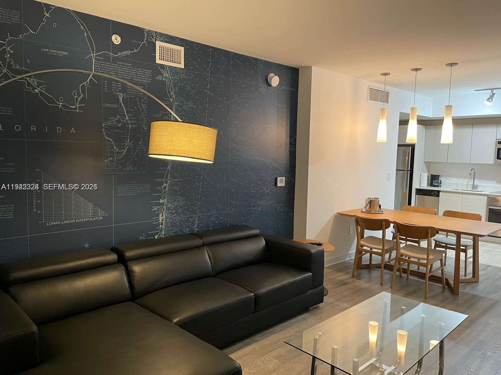 image Beachwalk Condominium5