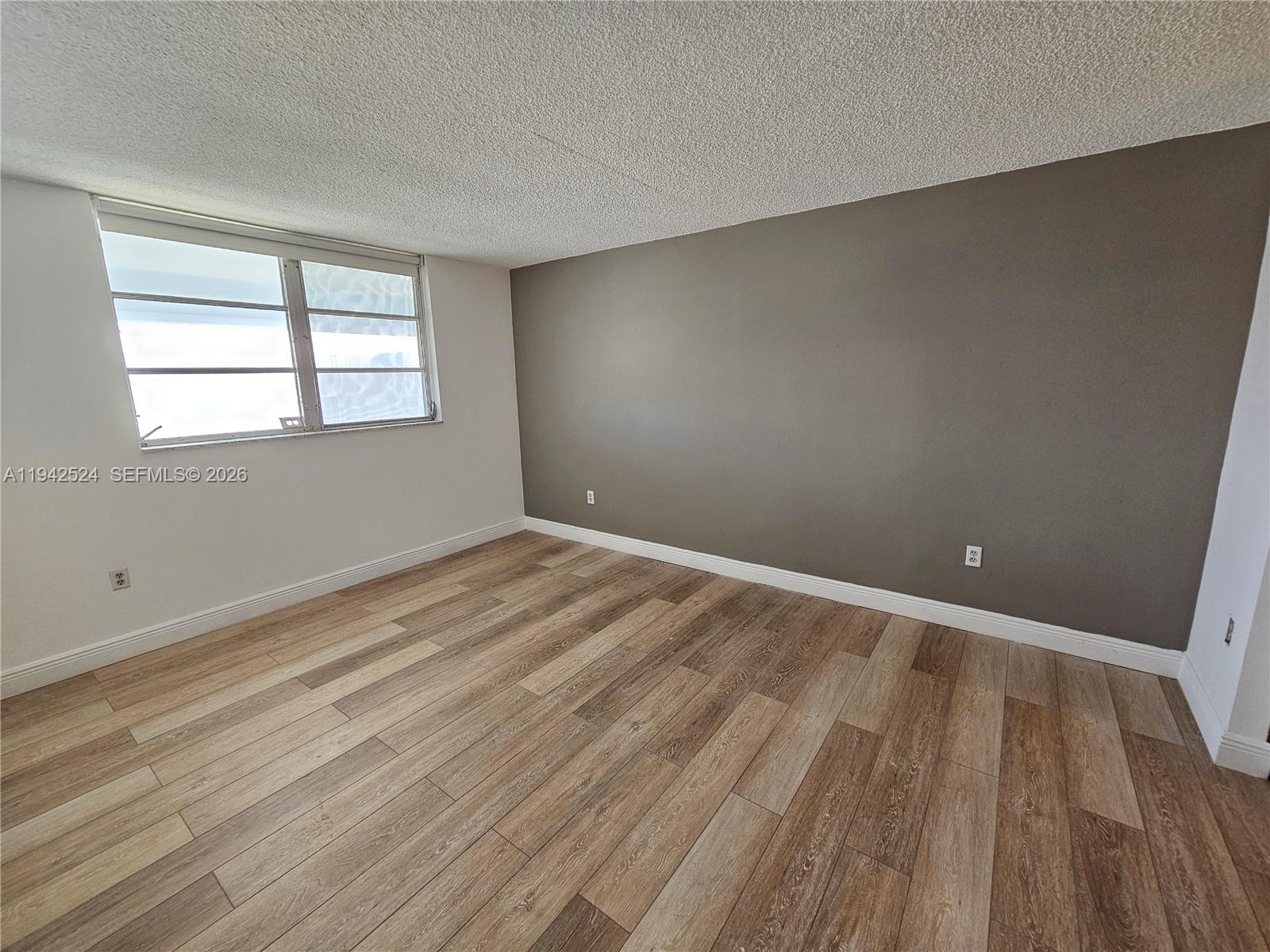 3600 NE 170th St #402 North Miami Beach, FL 33160