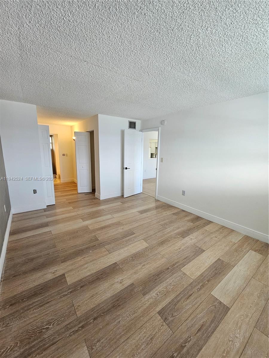 3600 NE 170th St #402 North Miami Beach, FL 33160