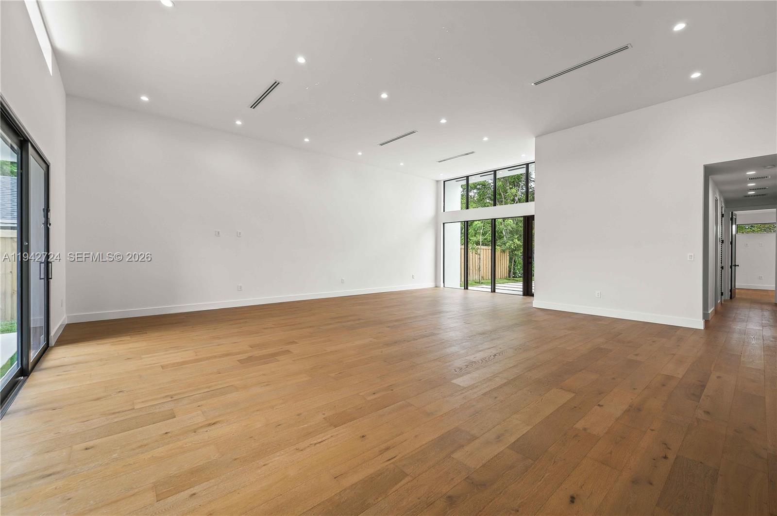 326 NW 40th St Miami, FL 33127